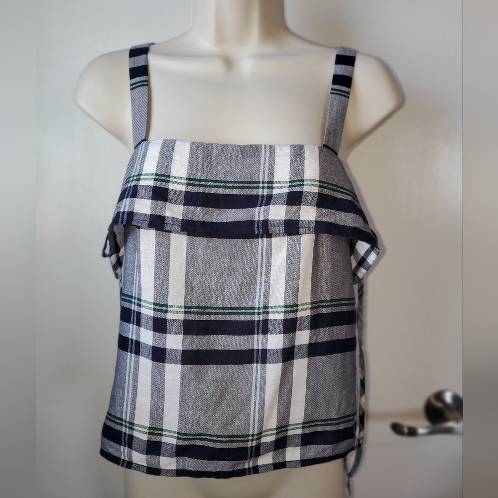 Club Monaco linen blend crop top